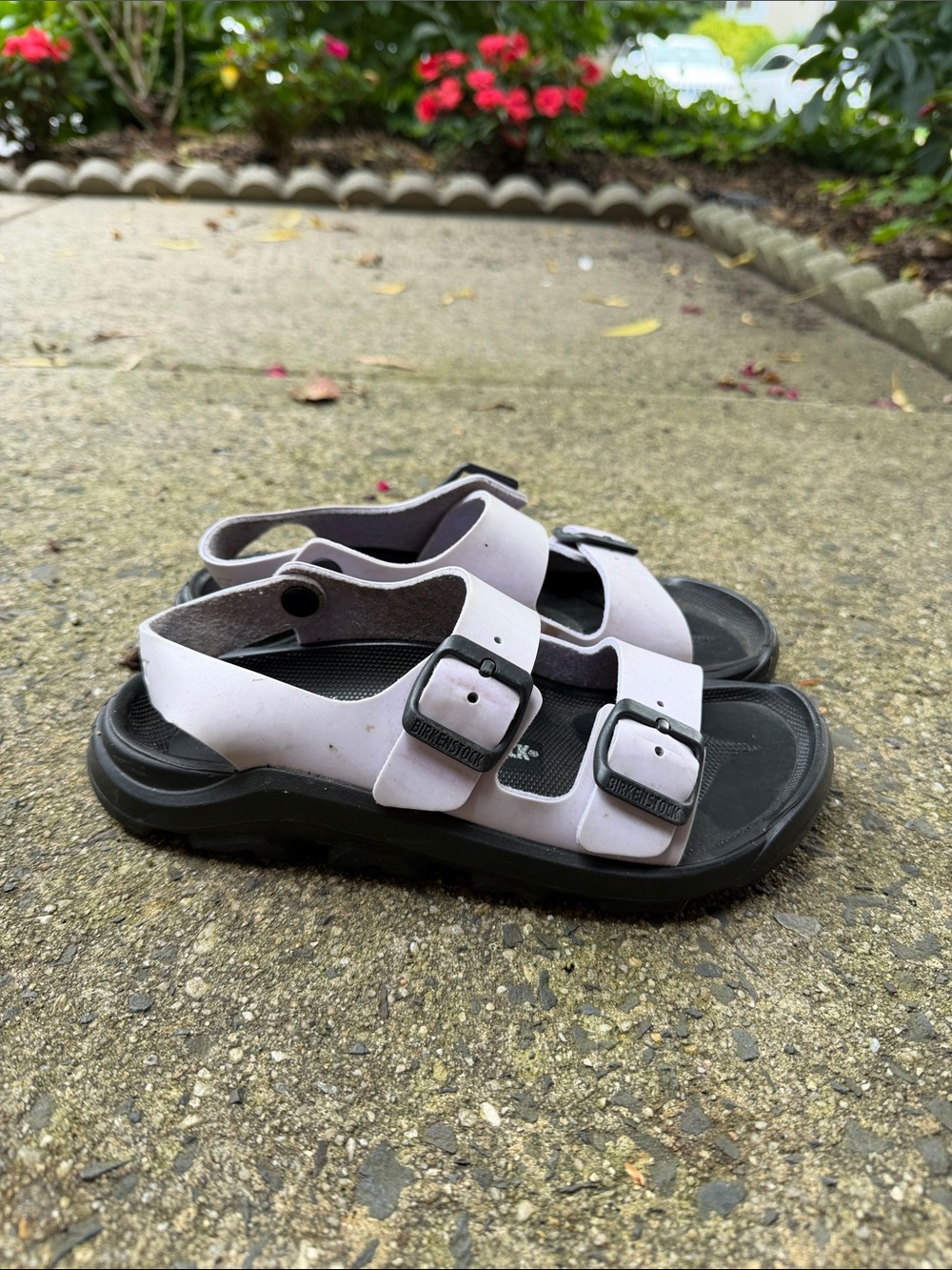 Birkenstock Kids' Buckle Sandals in Light Pink and Black